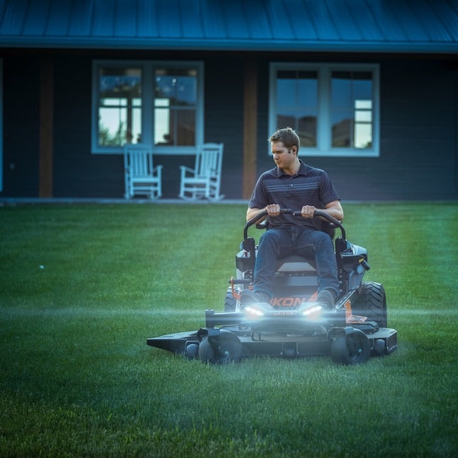 Ariens IKON ONYX 52" Zero-Turn Mower | 23HP Kawasaki V-Twin